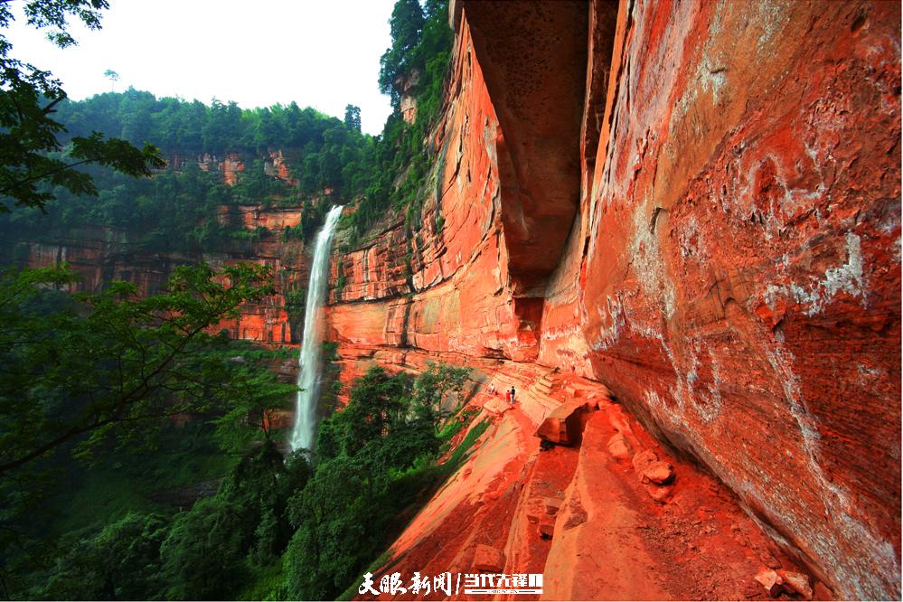 Photographed by Liu Xiaowu, a world natural heritage - Danxia landform in Chishui, Guizhou Province JPG