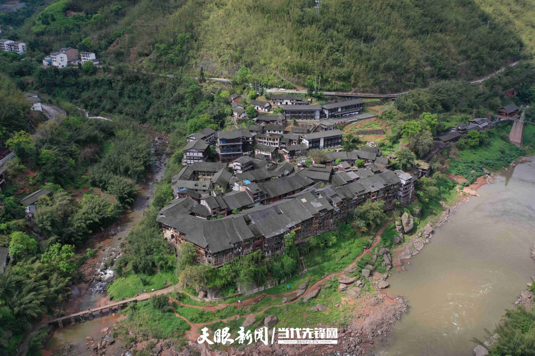  Stories of Guizhou's Images ≮ | Attraction